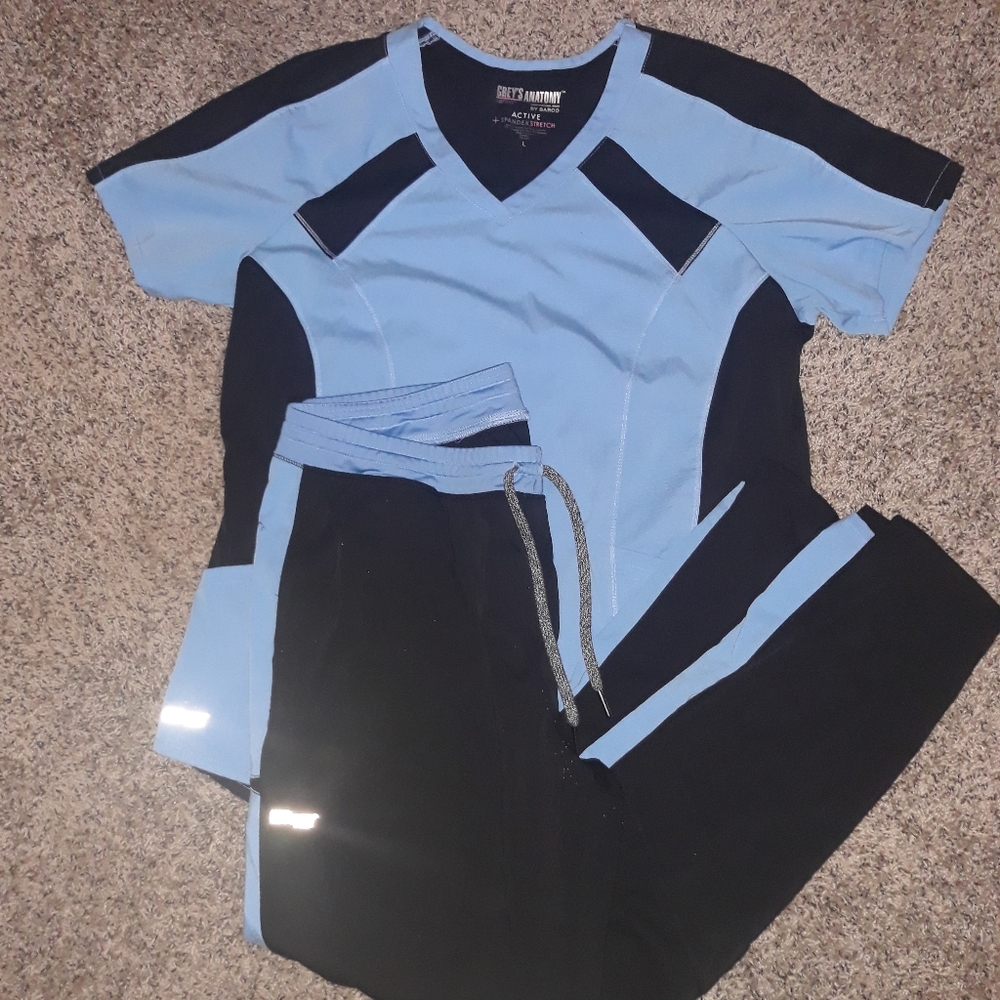 GREYS ANATOMY SCRUBS